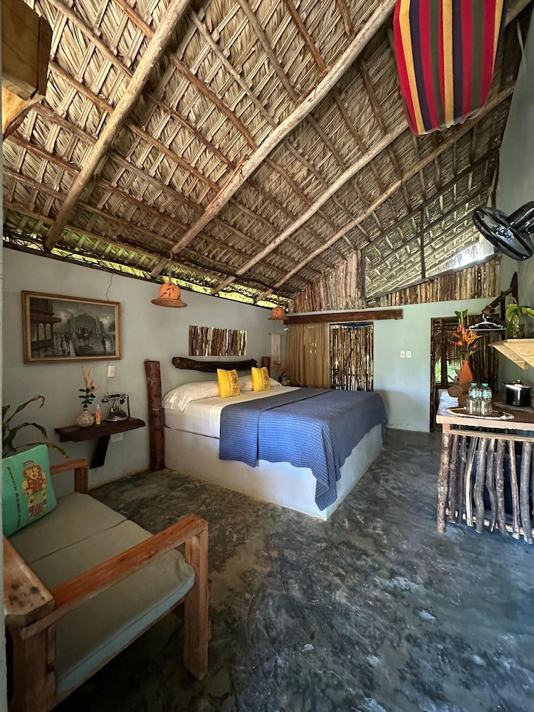 Hotel Ecologico Las Tres Marias Ranch