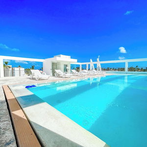 Hotel Studios And Suites Ducassi Rooftop Pool cazare Bavaro