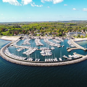 Sejur Hotel Marina vacanta Trorod