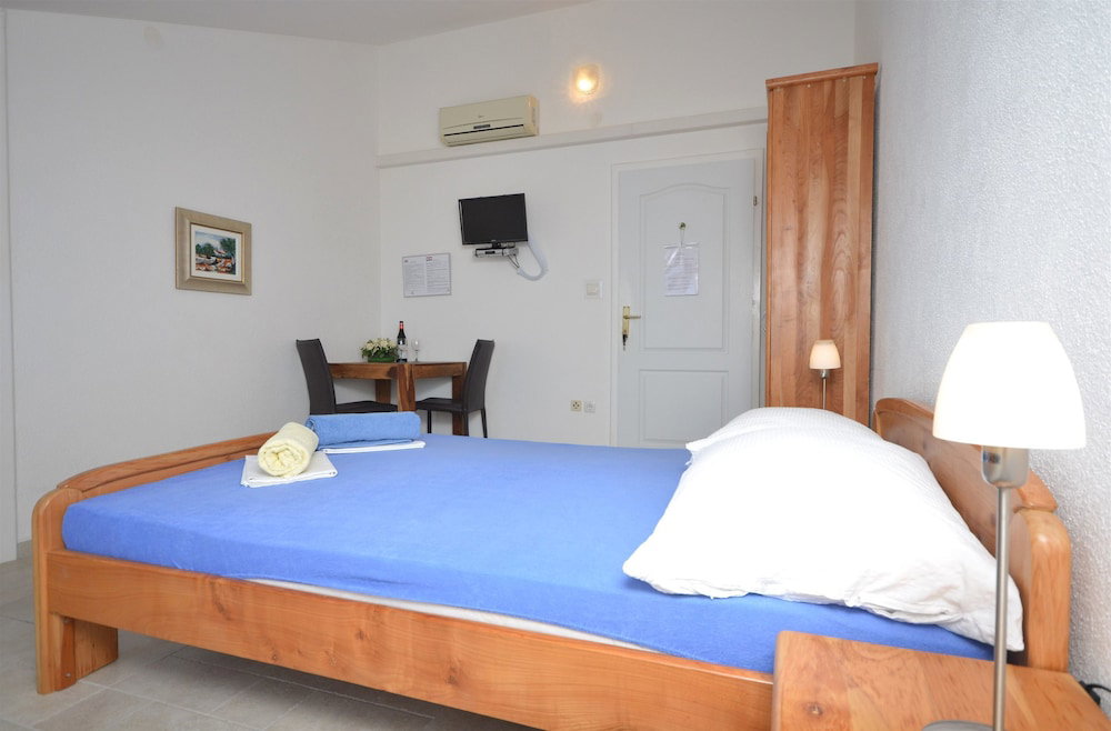 Hotel Apartments Mara