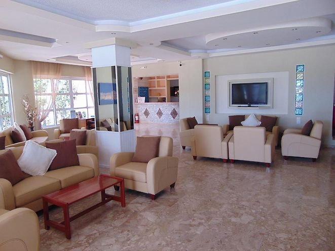 dal travel Nirvana Beach Hotel