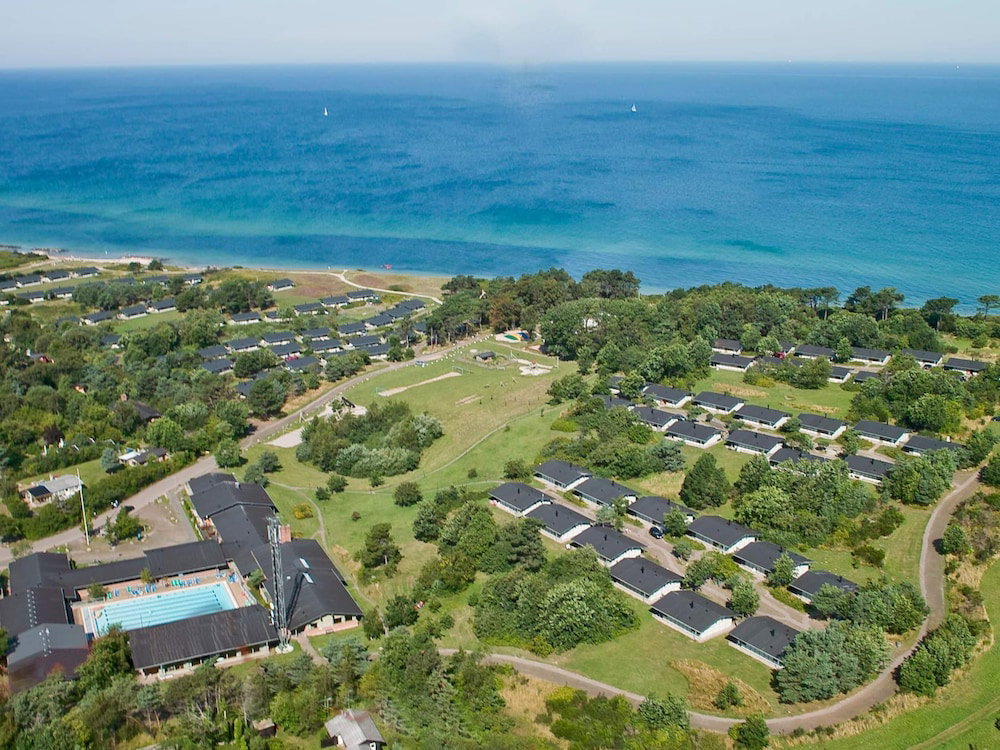 Hotel 4 Person Holiday Park Home In Gilleleje