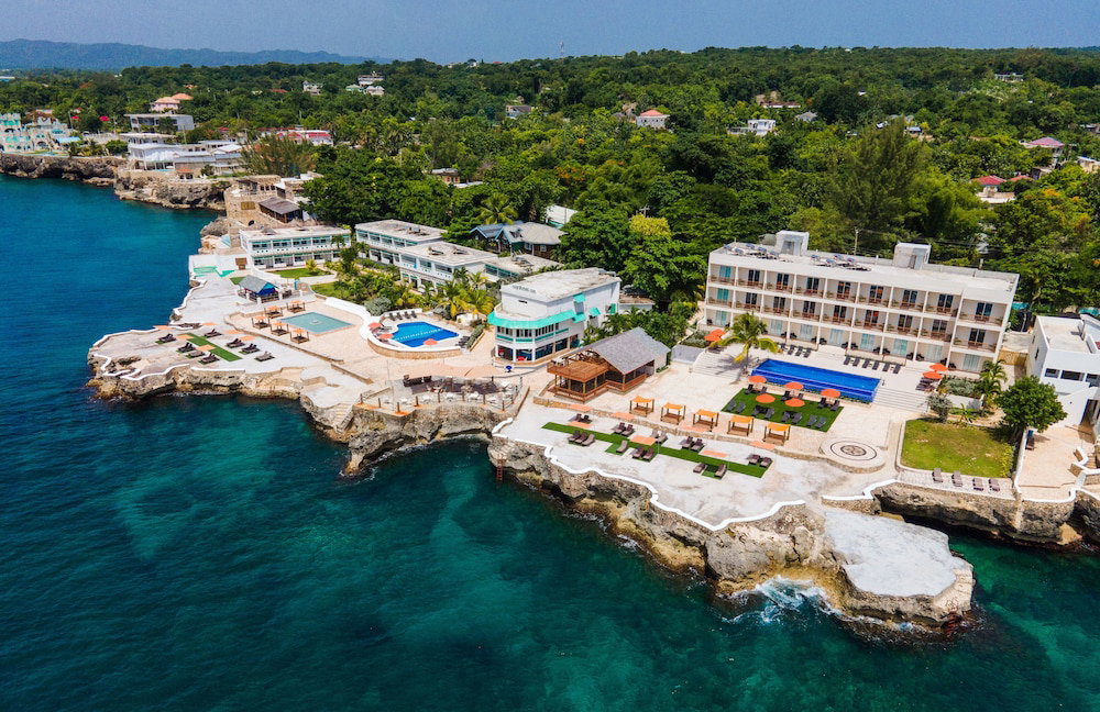 Hotel Samsara Cliff Resort