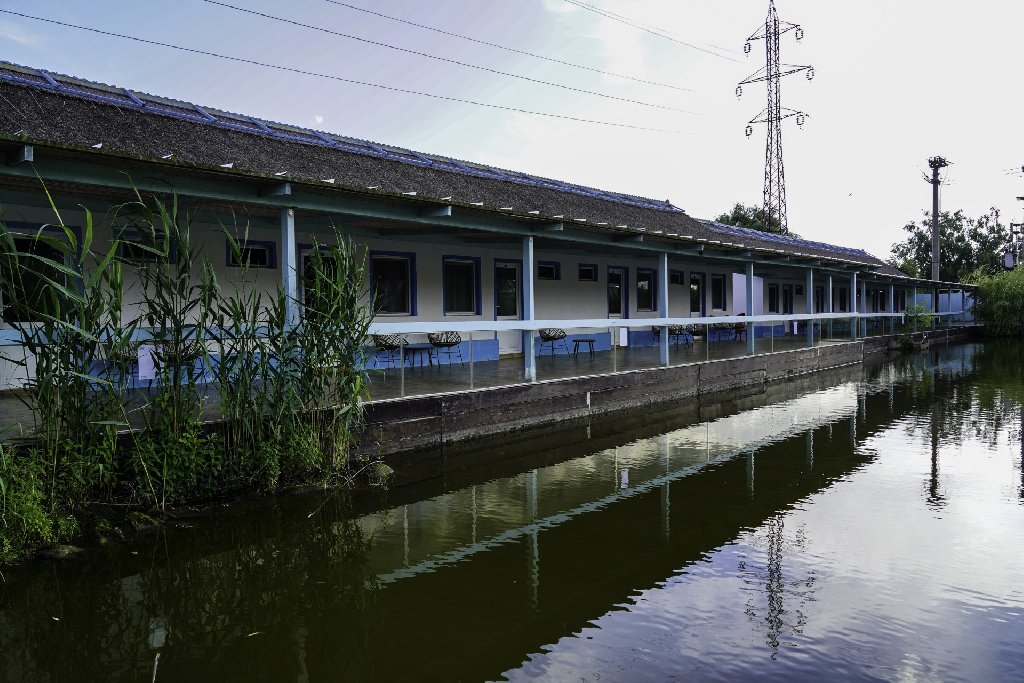 Hotel Sunrise Si Satul Pescaresc