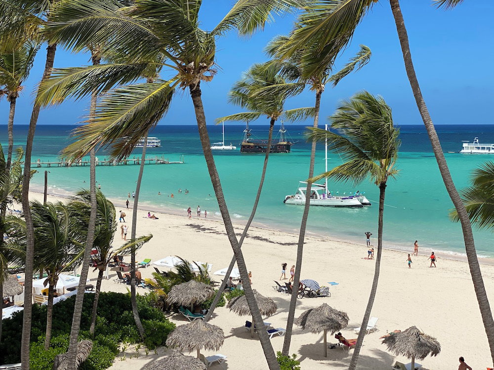 Hotel Tropical Escape - Suites And Studios