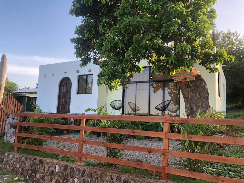 Hotel Casa Playa Rincon Hills Samana