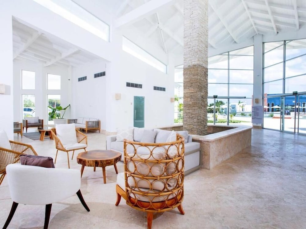 Hotel Cana Rock Condos