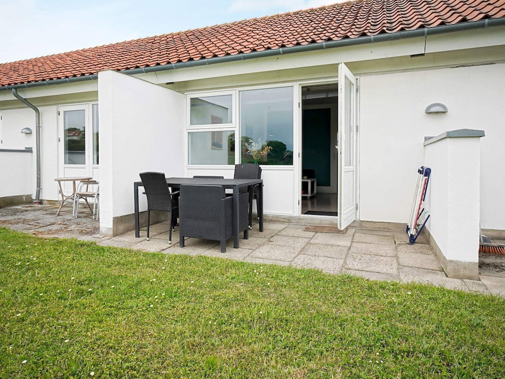 Hotel 4 Star Holiday Home In Allinge