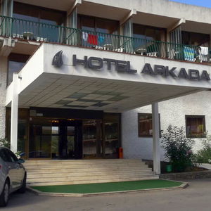 Hotel Arkada Sunny Hotel By Valamar cazare Stari Grad
