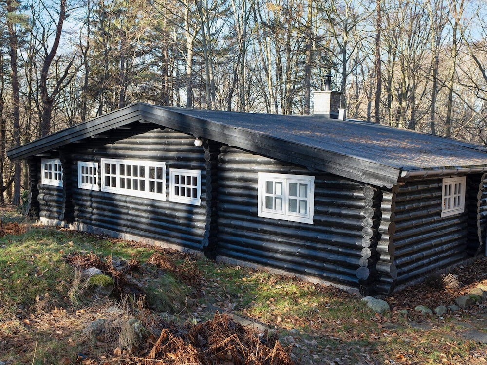Hotel 4 Person Holiday Home In Frederiksvaerk