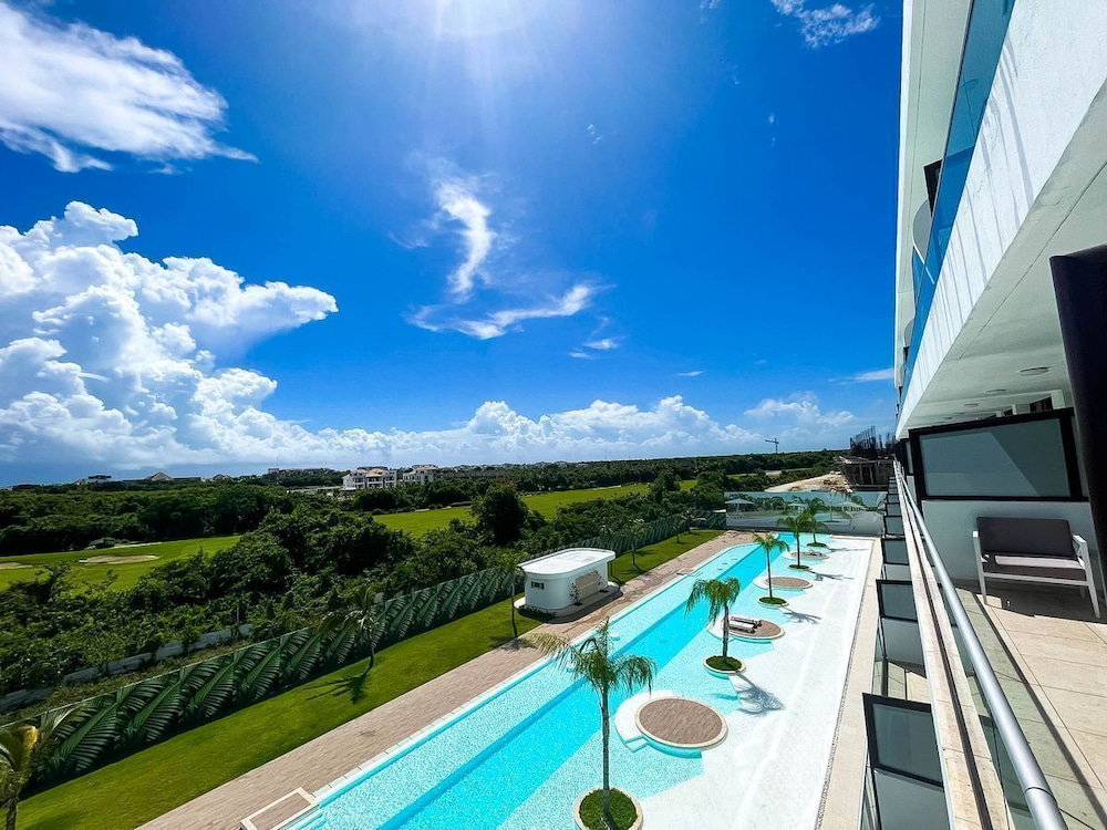 Hotel Cana Rock Star Condo Hotel