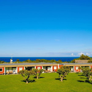 Hotel 6 Person Holiday Park Home In Allinge cazare Tejn