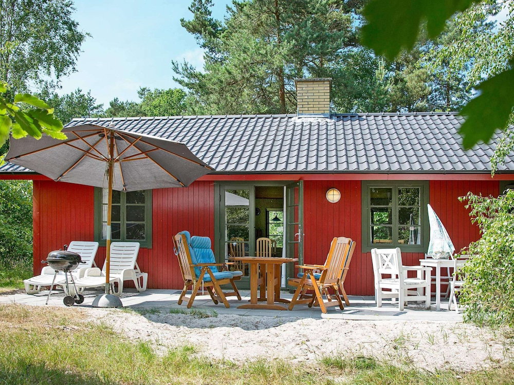 Hotel 6 Person Holiday Home In Nexo