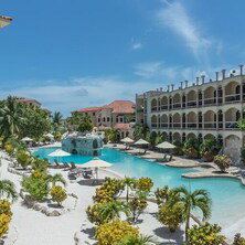 Hotel Coco Beach Resort cazare San Pedro