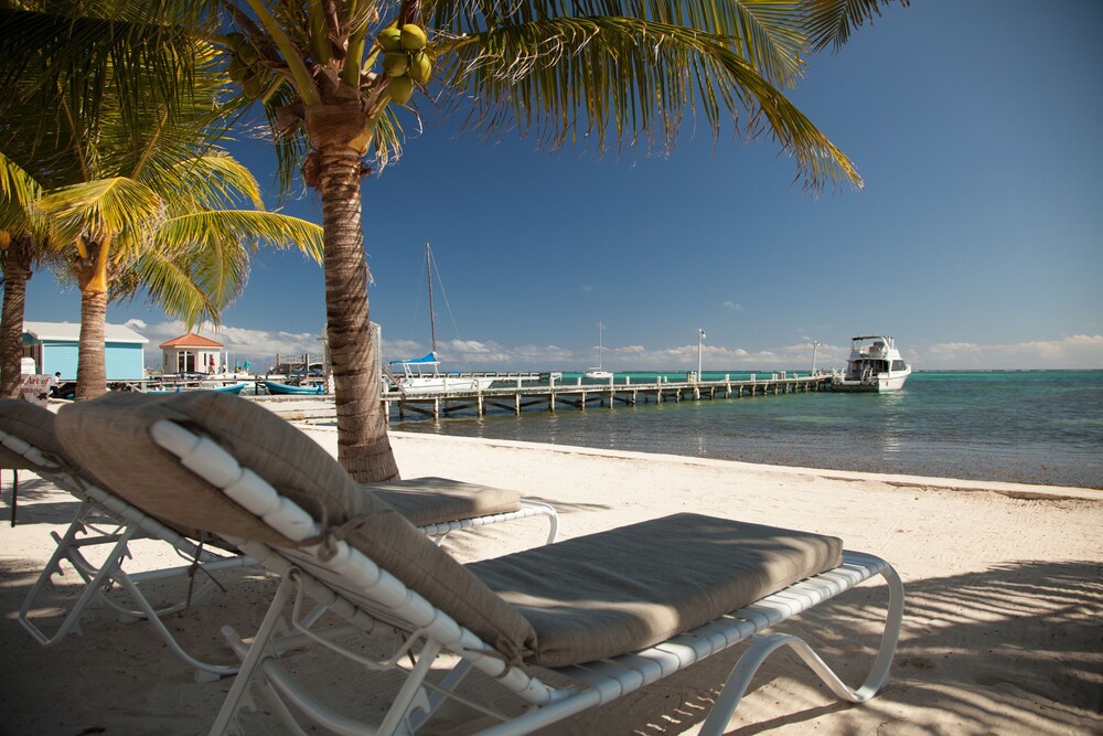 Sunbreeze Hotel