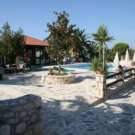 Hotel Daniel Hotel cazare Kalamakion