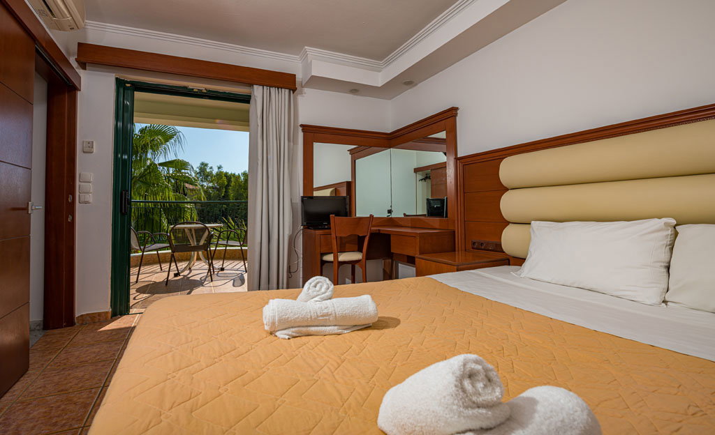 Hotel Caretta Beach Holiday Village