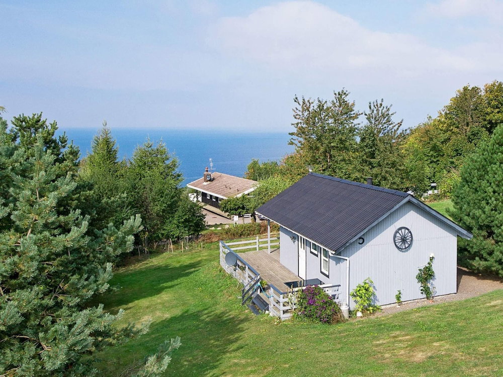 Hotel 6 Person Holiday Home In Hasle