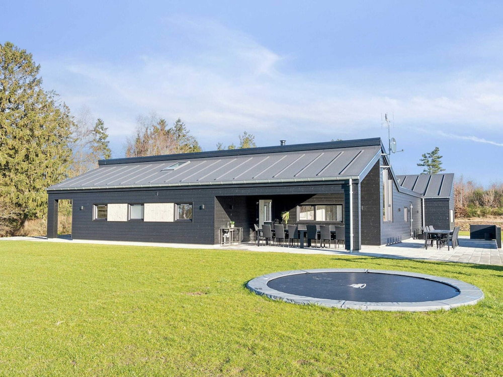 Hotel 5 Star Holiday Home In Hasle