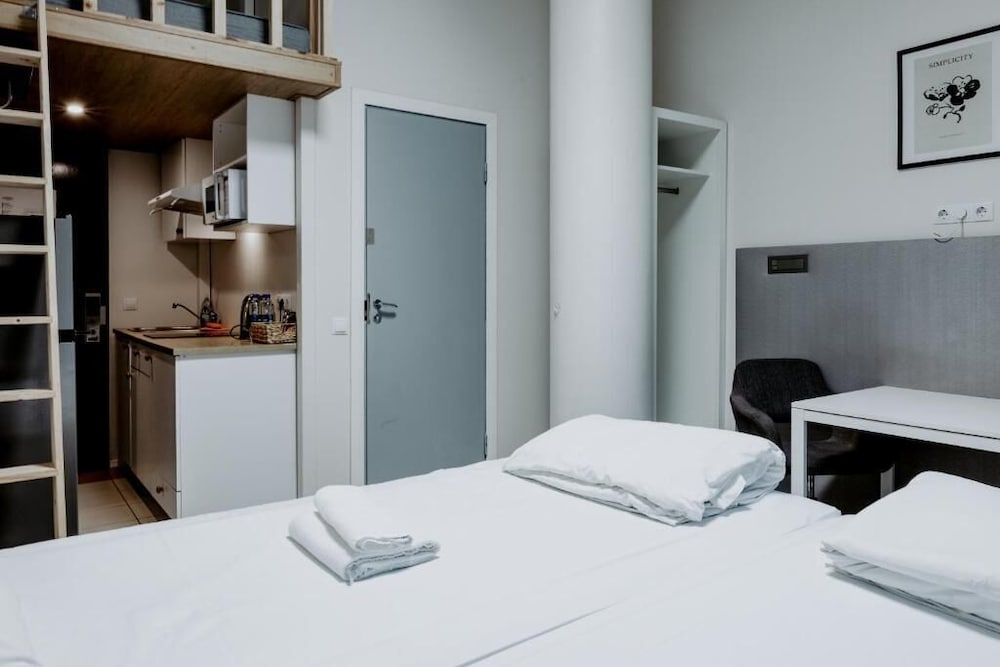 Hotel Cozy Suites