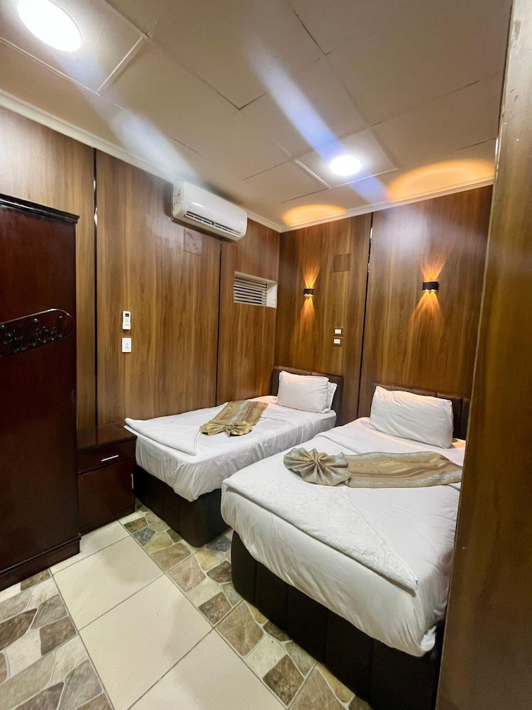 Hotel Cairo City