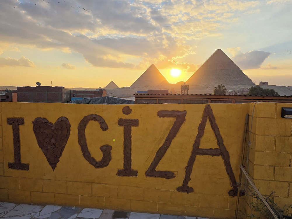 Hotel Queen Of Pyramids Hotel