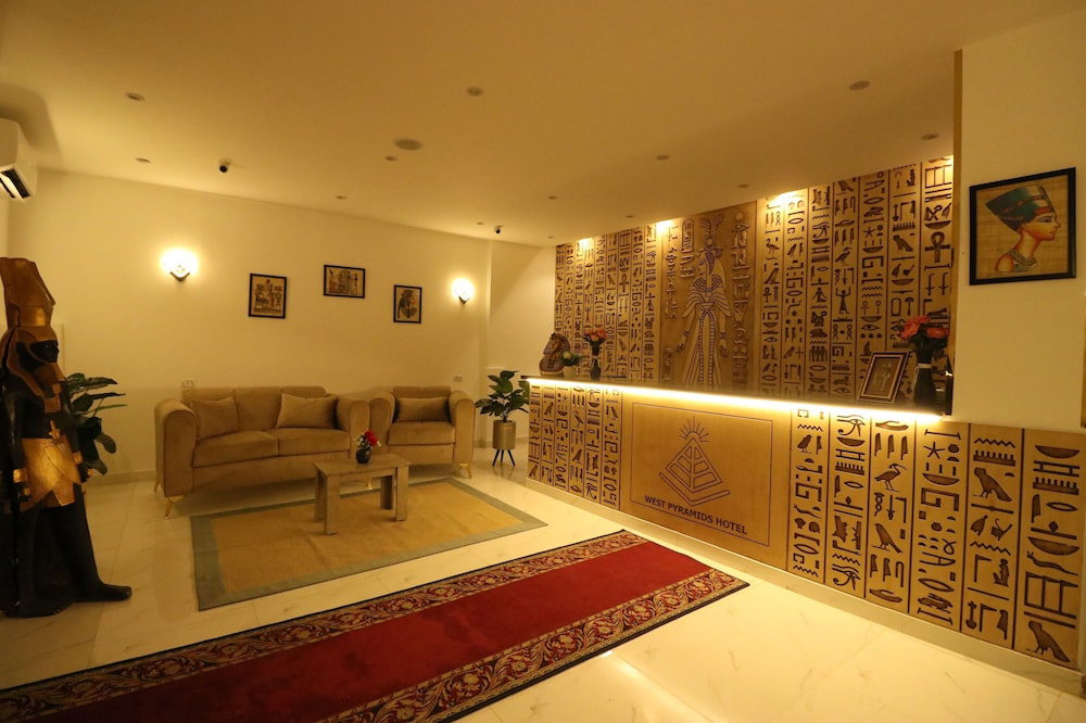 Hotel Pyramids West Hotel