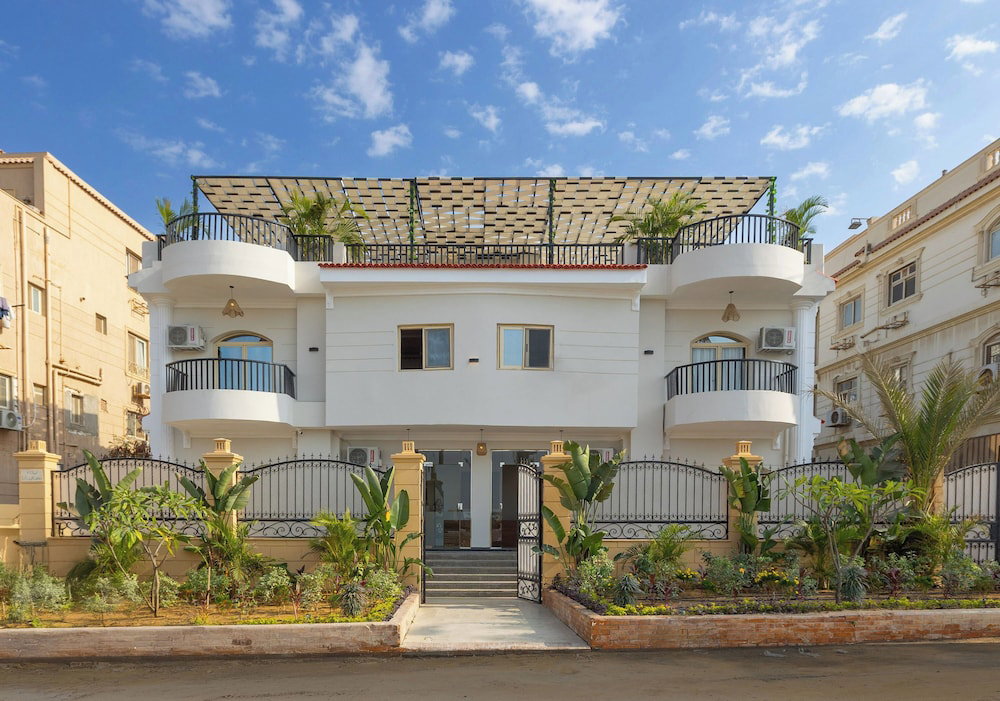Hotel Seven Stays New Cairo