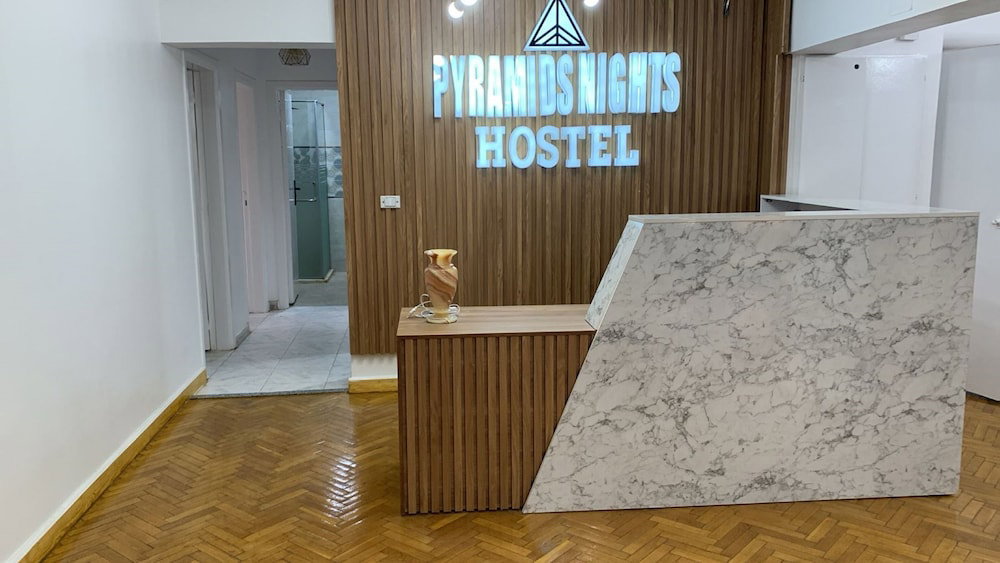 Hotel Pyramids Nights Hostel