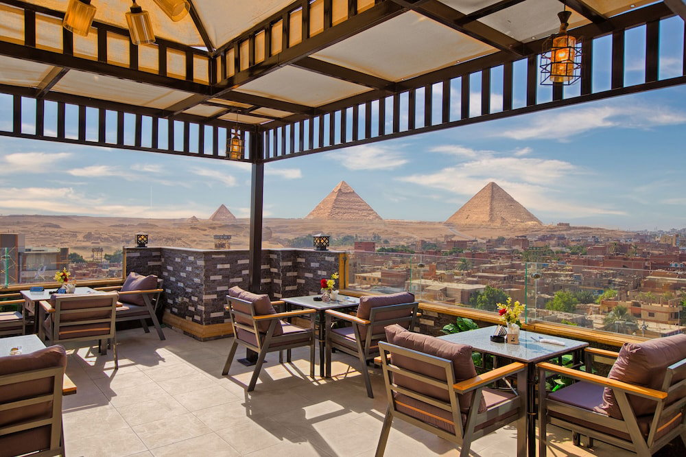 Hotel Premium Pyramids Palace Inn
