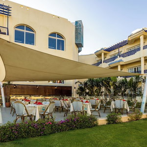 Hotel Grand Oasis Resort cazare Sharks Bay