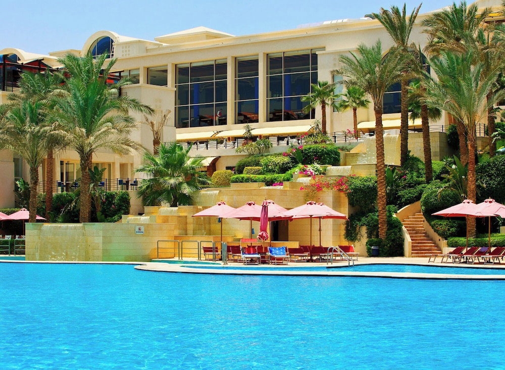 Hotel Grand Rotana Resort & Spa