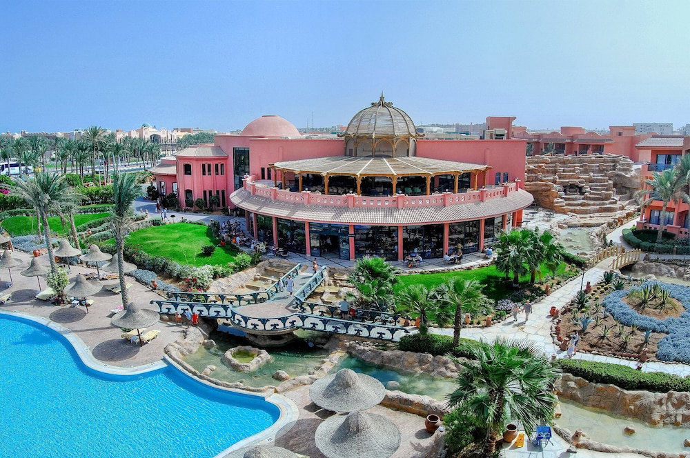 Hotel Parrotel Aquapark Resort