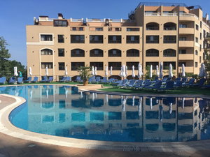Hotel Bsa Holiday Park cazare Nisipurile de Aur
