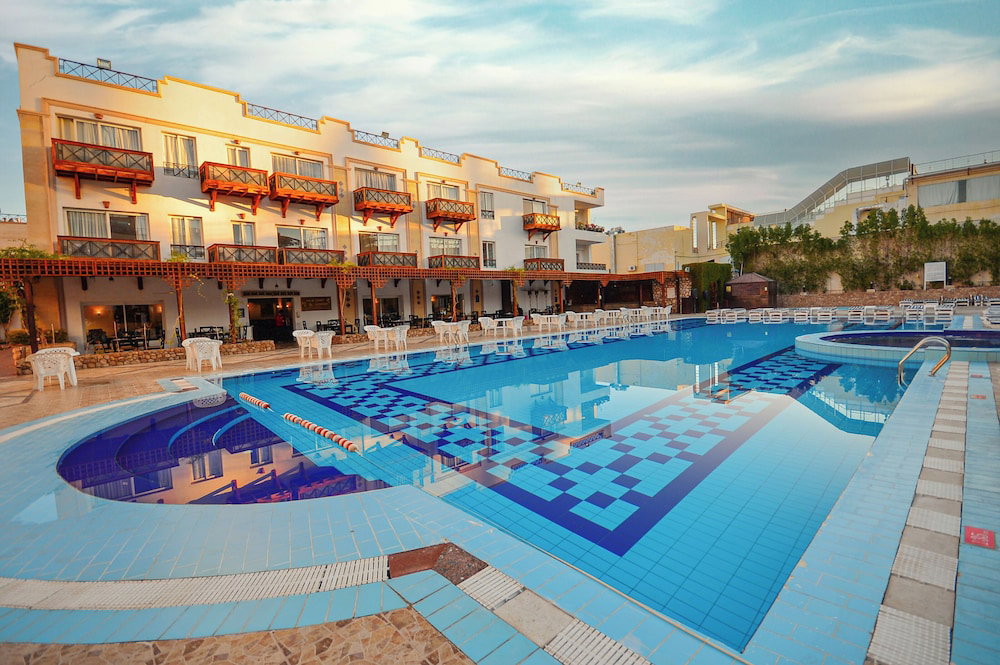 Hotel Falcon Naama Star Hotel