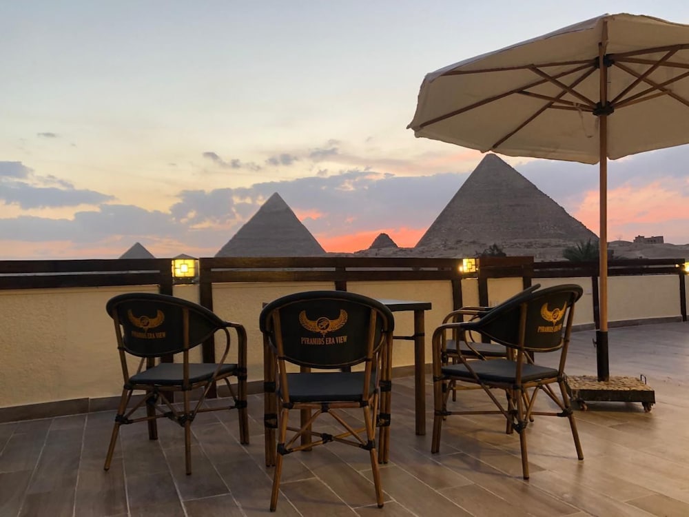 Hotel Pyramids Era View