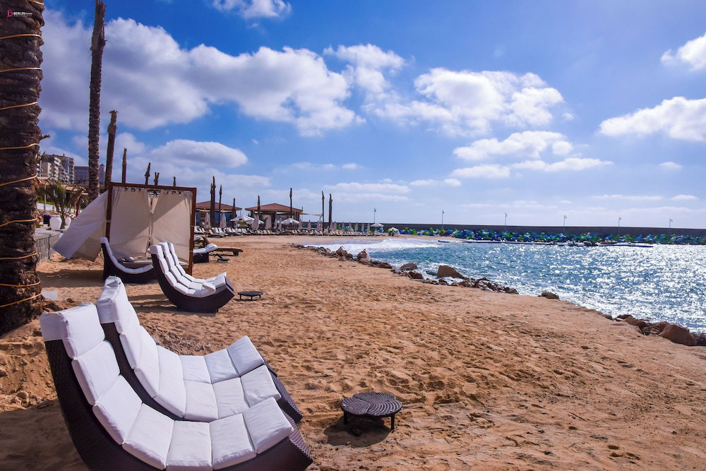 Hotel Fleet Club Mahrousa