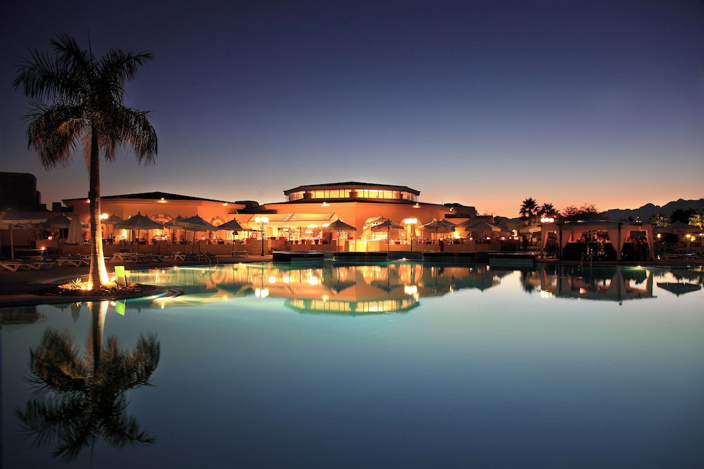 Hotel Xperience Kiroseiz Parkland Resort