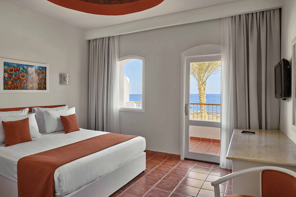 Jaz Neo Reef Marsa - All Inclusive