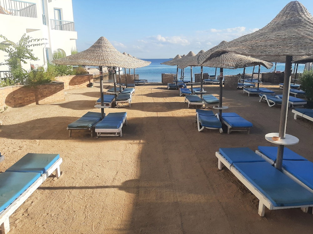 Hotel La Casa Beach