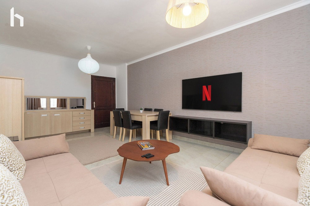 Hotel Family Stay Apartment In Rehab City