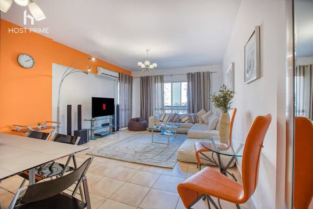 Hotel Comfy Apartment In Rehab City