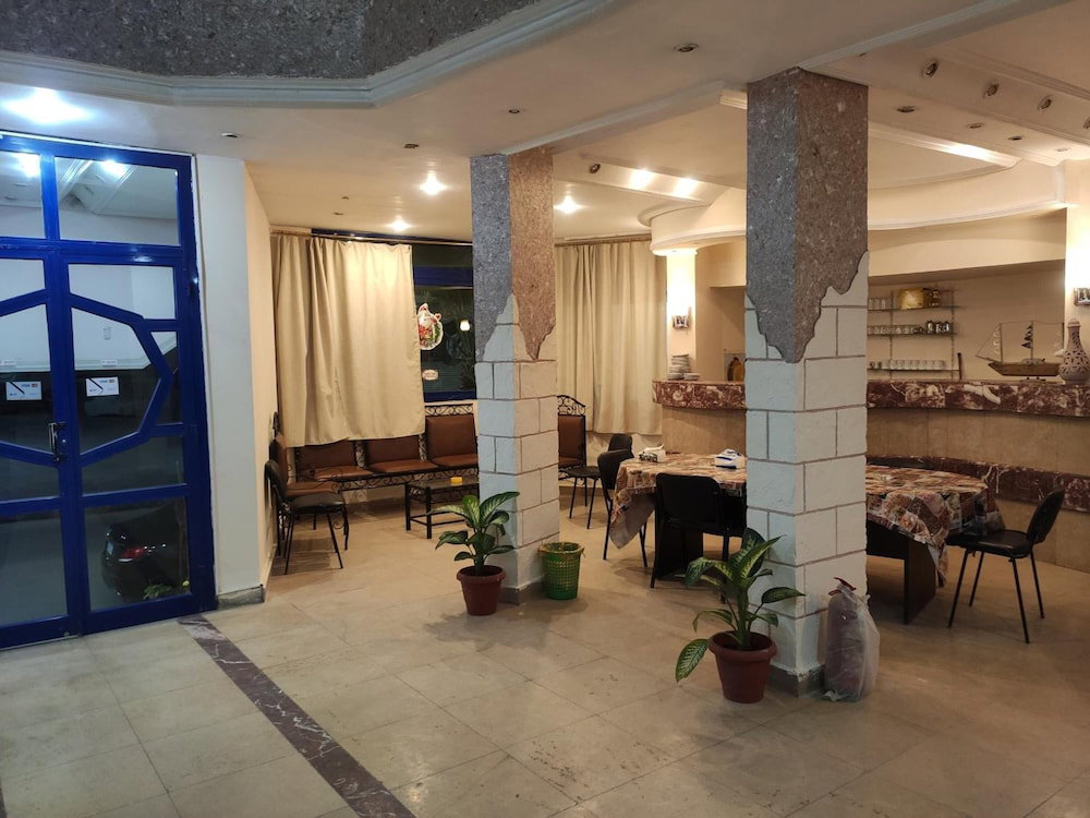 Canary Hotel