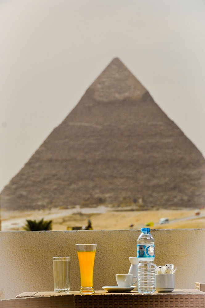 Hotel Pyramids Top Inn
