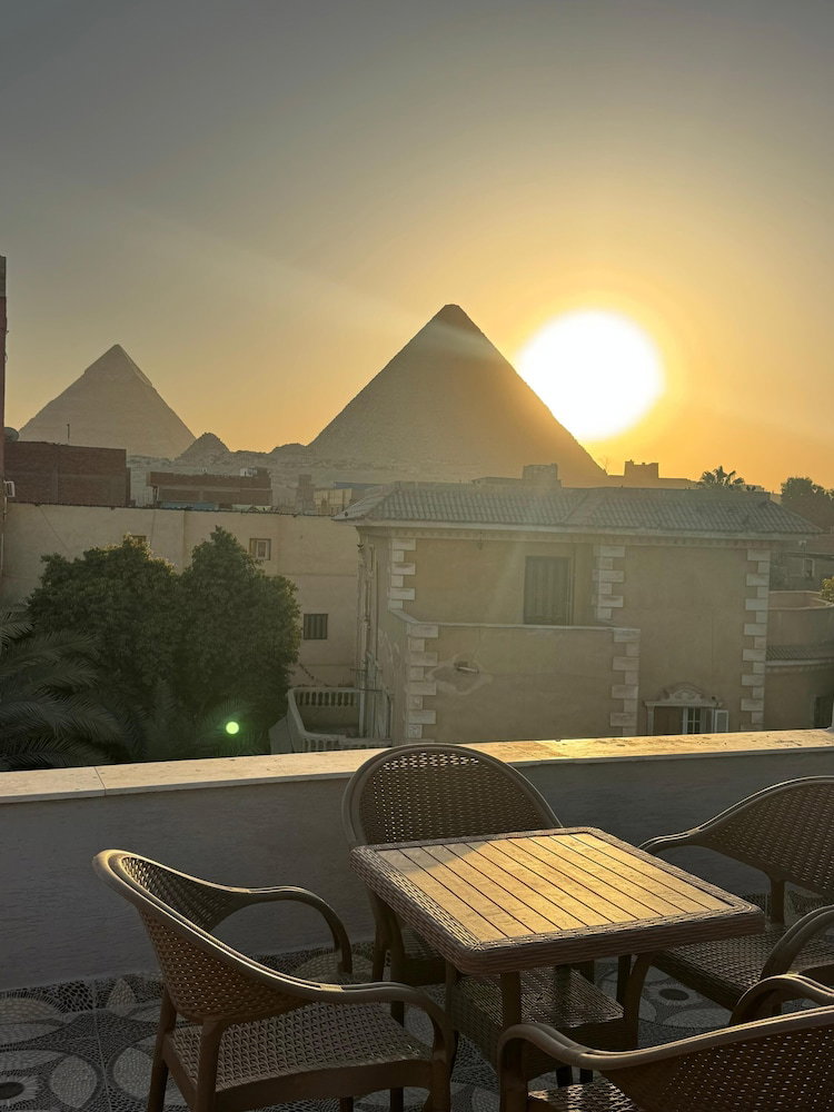 Hotel Exotic Pyramids Hotel