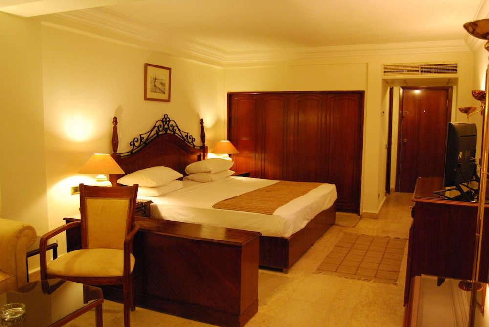 Hotel Cataract Layalina Resort