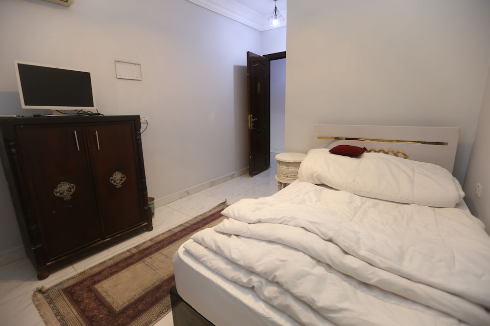 Hotel Pyramids Crest Hotel