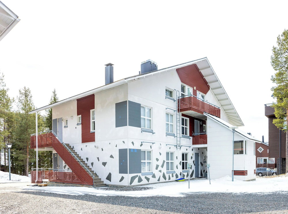 Hotel Modern 2-Unit Retreat Up To 16 Guests