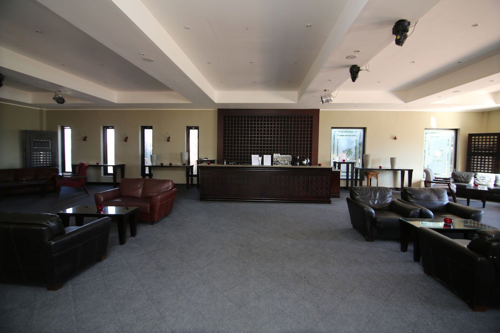Tamra Beach Resort