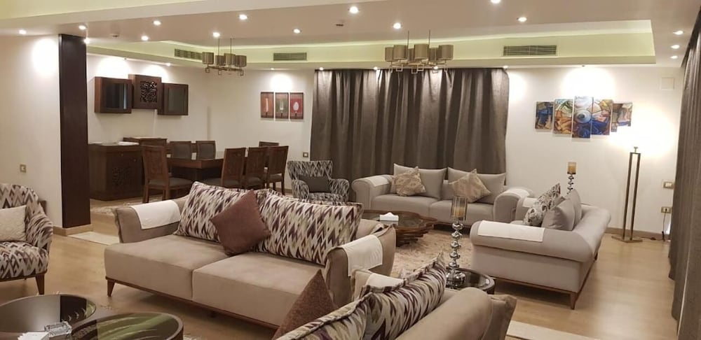 Hotel Royal Maadi Hotel